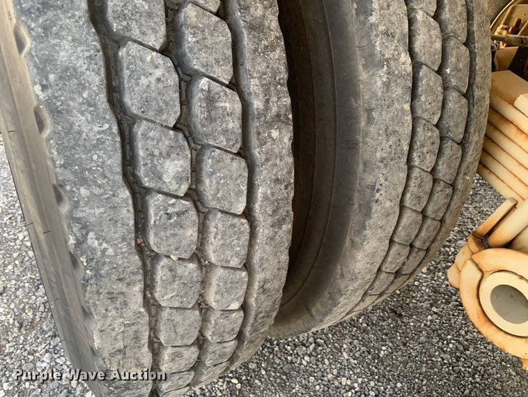 image for item DM1745 1989 Eastern Technologies M969A1 tank trailer