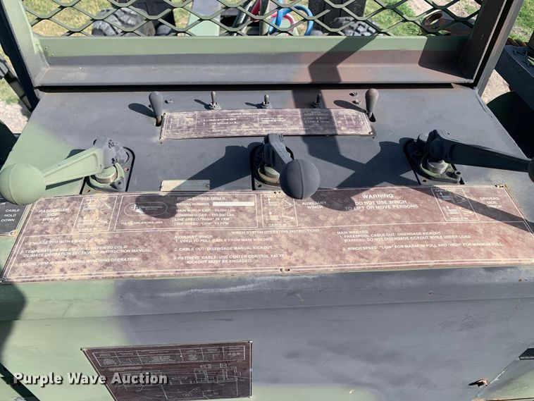 image for item DM1746 2008 Oshkosh M1070 semi truck