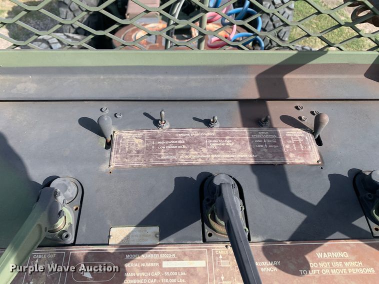 image for item DM1746 2008 Oshkosh M1070 semi truck