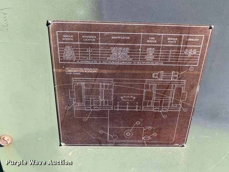 image for item DM1746 2008 Oshkosh M1070 semi truck