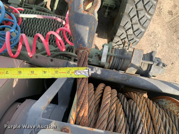 image for item DM1746 2008 Oshkosh M1070 semi truck