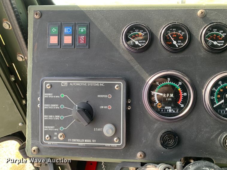 image for item DM1746 2008 Oshkosh M1070 semi truck