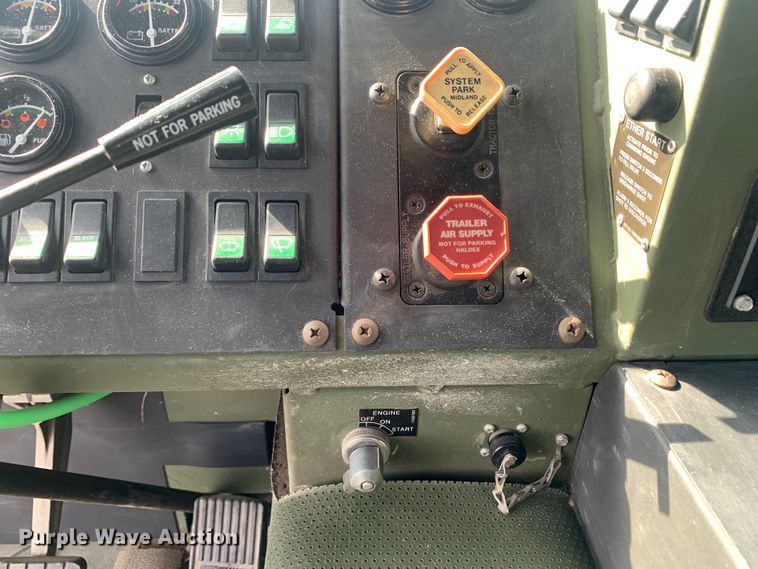 image for item DM1746 2008 Oshkosh M1070 semi truck