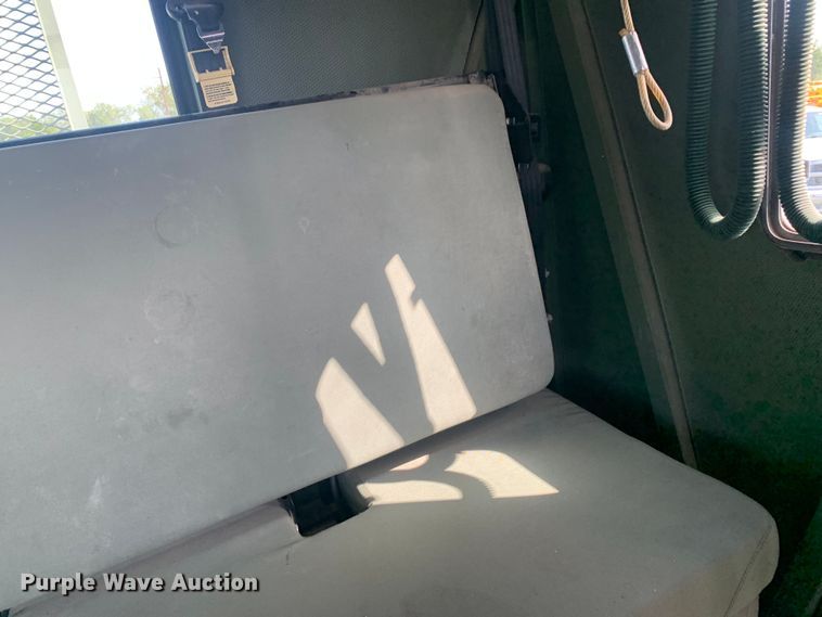 image for item DM1746 2008 Oshkosh M1070 semi truck