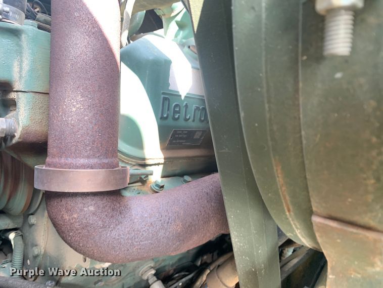 image for item DM1746 2008 Oshkosh M1070 semi truck