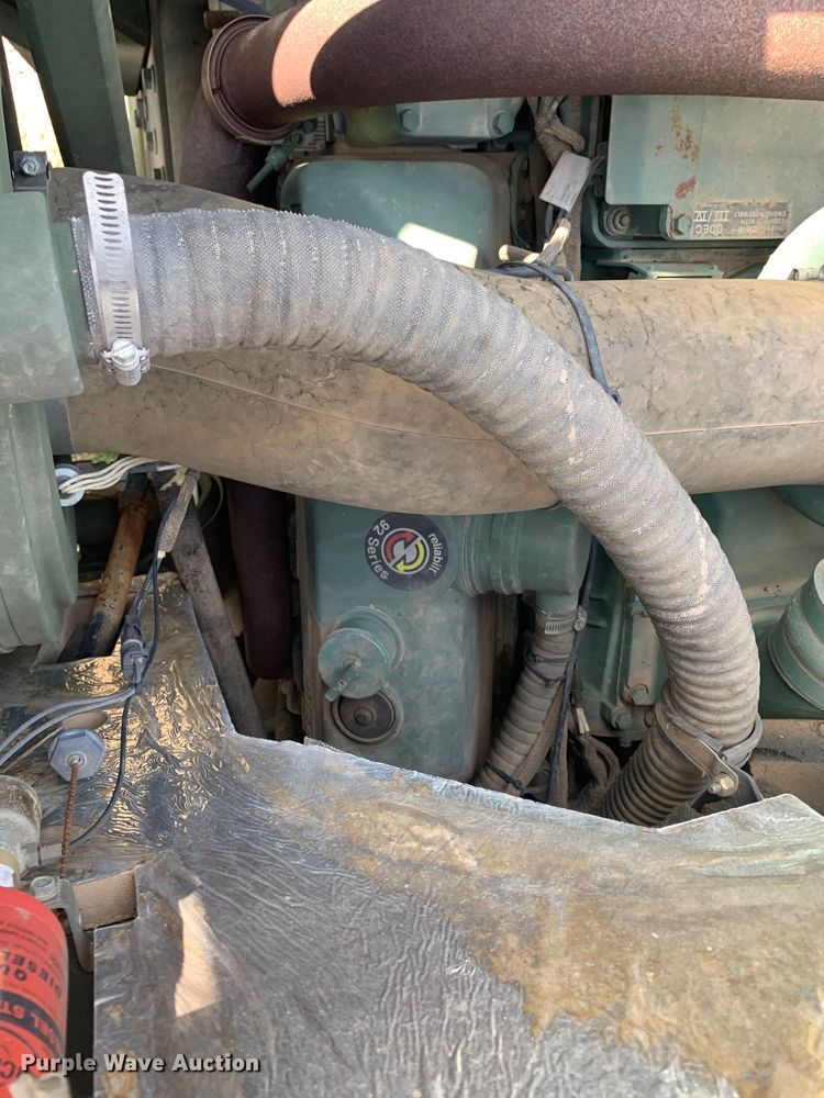 image for item DM1746 2008 Oshkosh M1070 semi truck