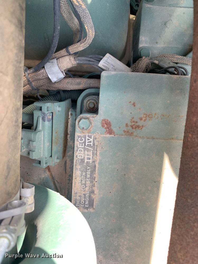 image for item DM1746 2008 Oshkosh M1070 semi truck