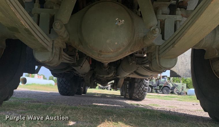 image for item DM1746 2008 Oshkosh M1070 semi truck