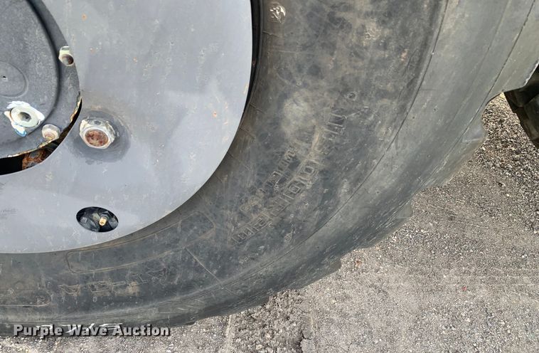 image for item DM1746 2008 Oshkosh M1070 semi truck