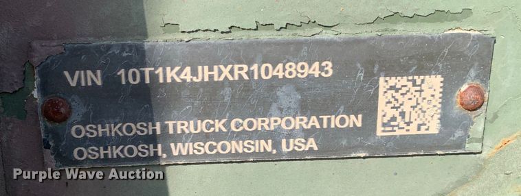 image for item DM1746 2008 Oshkosh M1070 semi truck