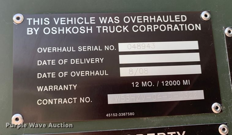 image for item DM1746 2008 Oshkosh M1070 semi truck