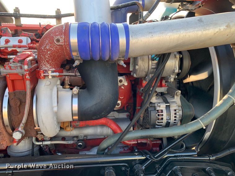 image for item DM1752 2016 Peterbilt  389 semi truck