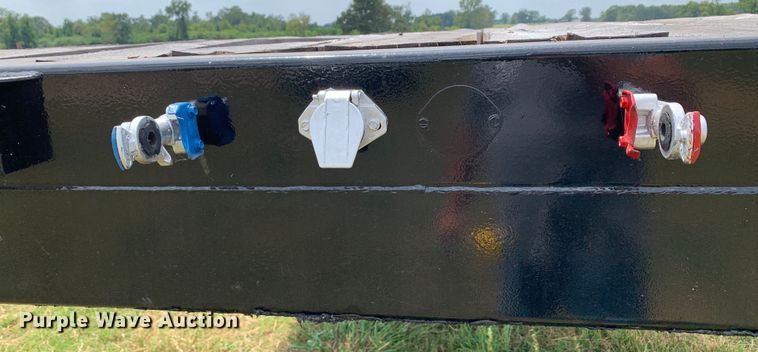 image for item DM1755 2012 Fontaine HAVSD12CTA drop deck trailer