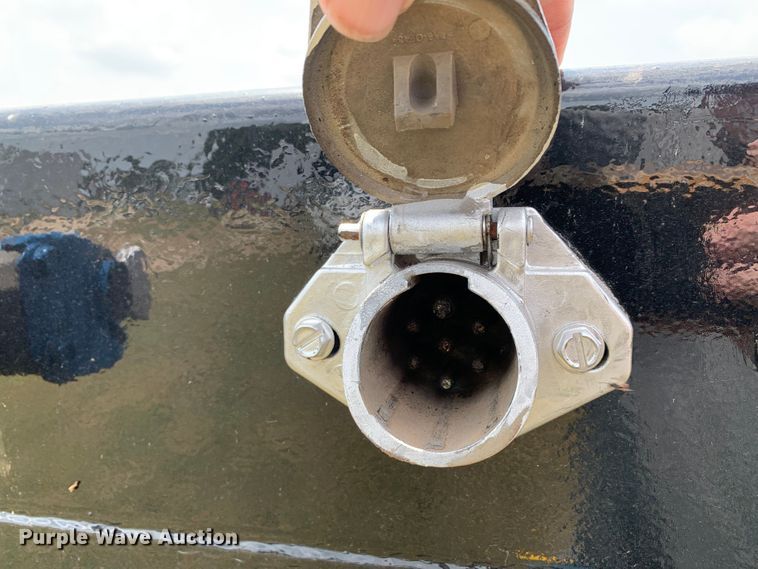 image for item DM1755 2012 Fontaine HAVSD12CTA drop deck trailer