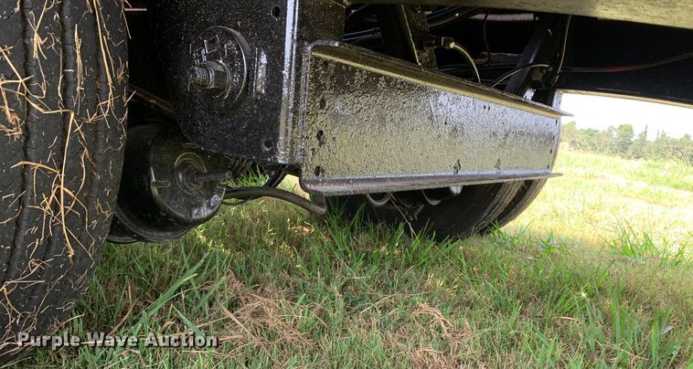 image for item DM1755 2012 Fontaine HAVSD12CTA drop deck trailer