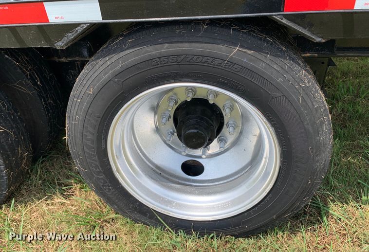 image for item DM1755 2012 Fontaine HAVSD12CTA drop deck trailer