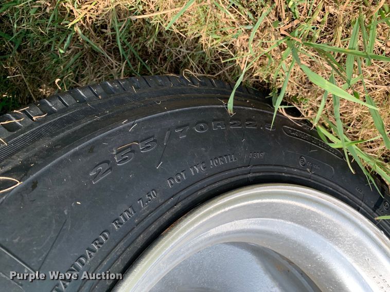 image for item DM1755 2012 Fontaine HAVSD12CTA drop deck trailer