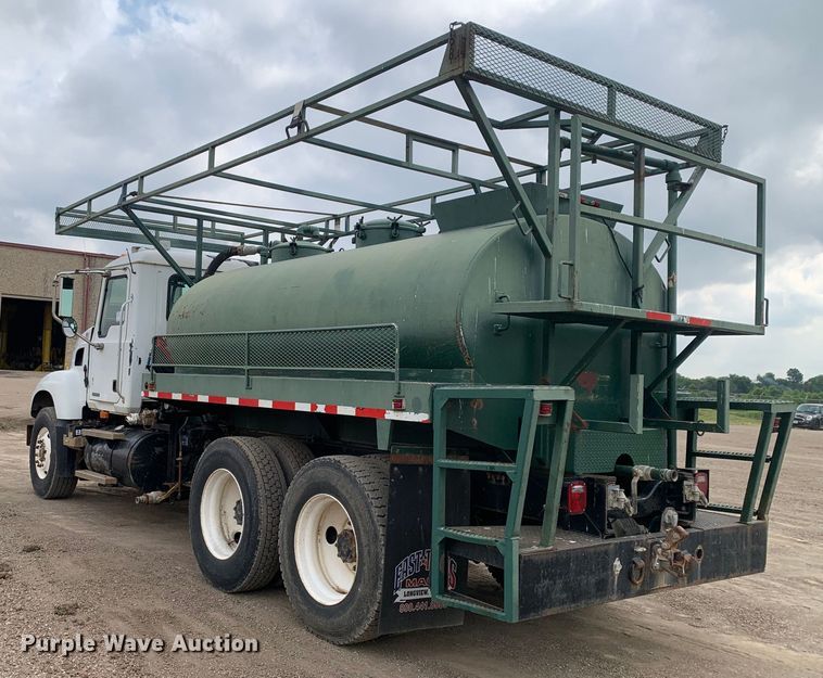 image for item DM7953 2003 Mack CV713 Granite tank truck