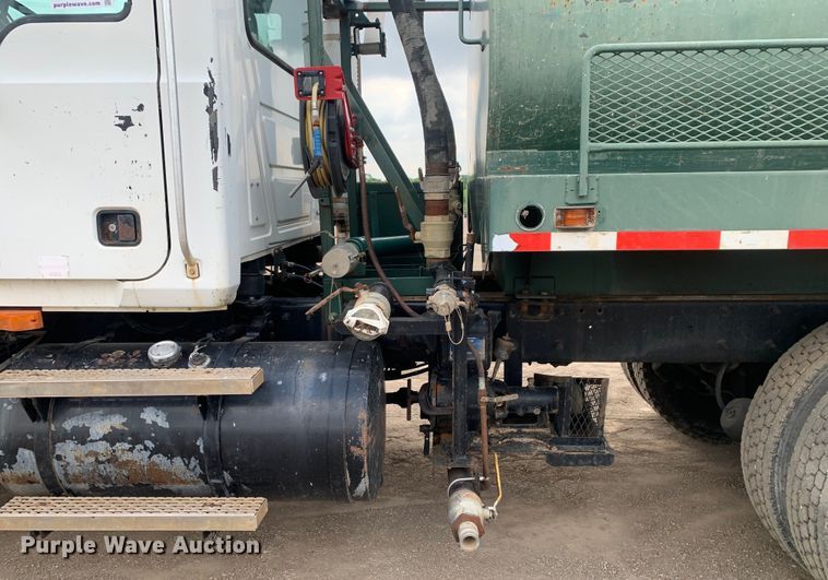 image for item DM7953 2003 Mack CV713 Granite tank truck