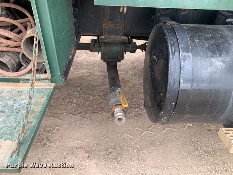 image for item DM7953 2003 Mack CV713 Granite tank truck