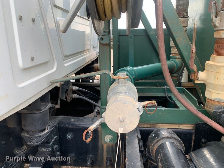 image for item DM7953 2003 Mack CV713 Granite tank truck