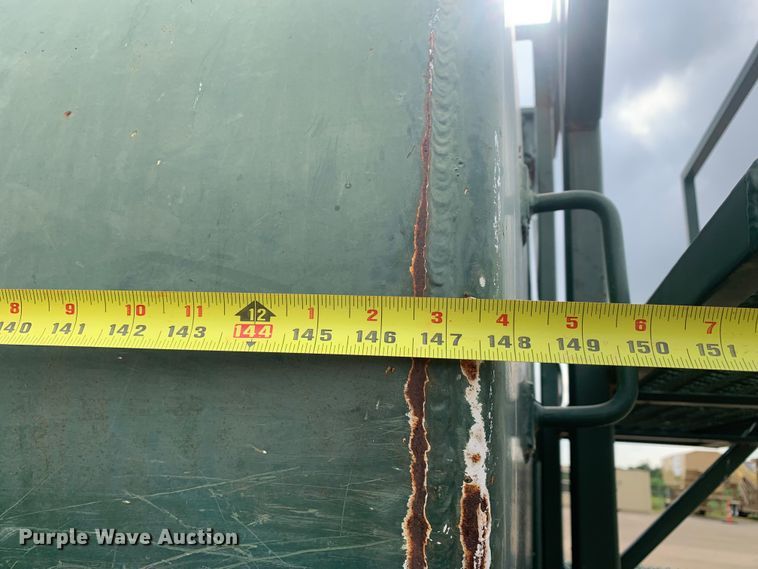 image for item DM7953 2003 Mack CV713 Granite tank truck