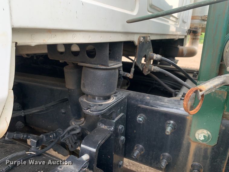 image for item DM7953 2003 Mack CV713 Granite tank truck