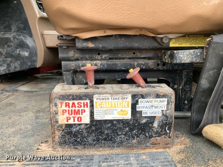 image for item DM7953 2003 Mack CV713 Granite tank truck