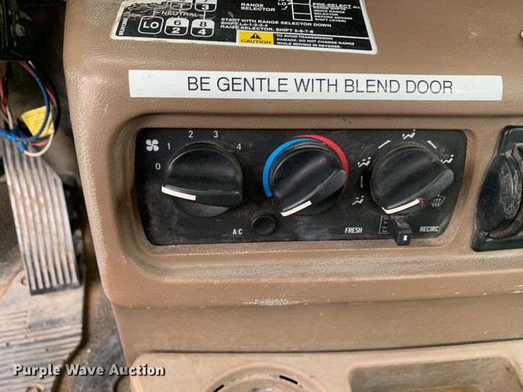 image for item DM7953 2003 Mack CV713 Granite tank truck