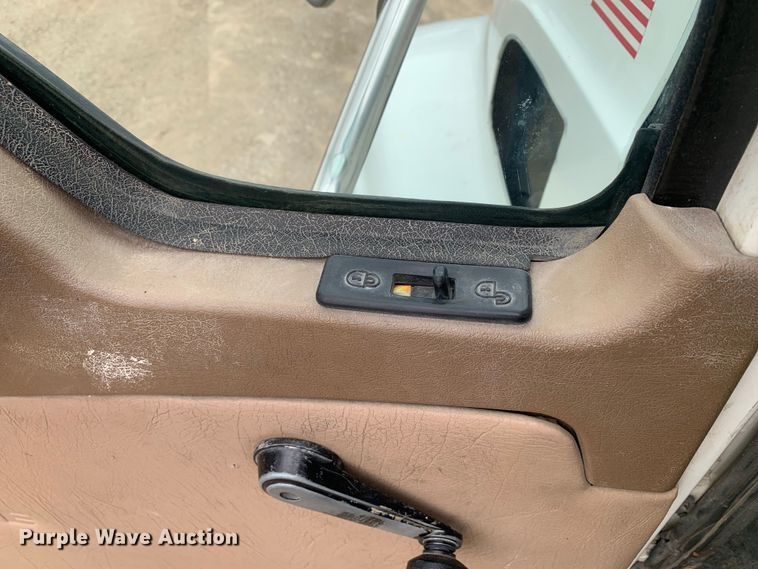 image for item DM7953 2003 Mack CV713 Granite tank truck