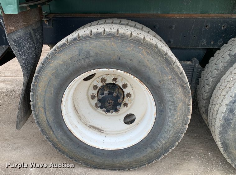 image for item DM7953 2003 Mack CV713 Granite tank truck