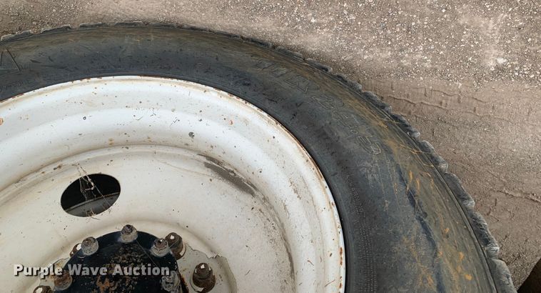 image for item DM7953 2003 Mack CV713 Granite tank truck