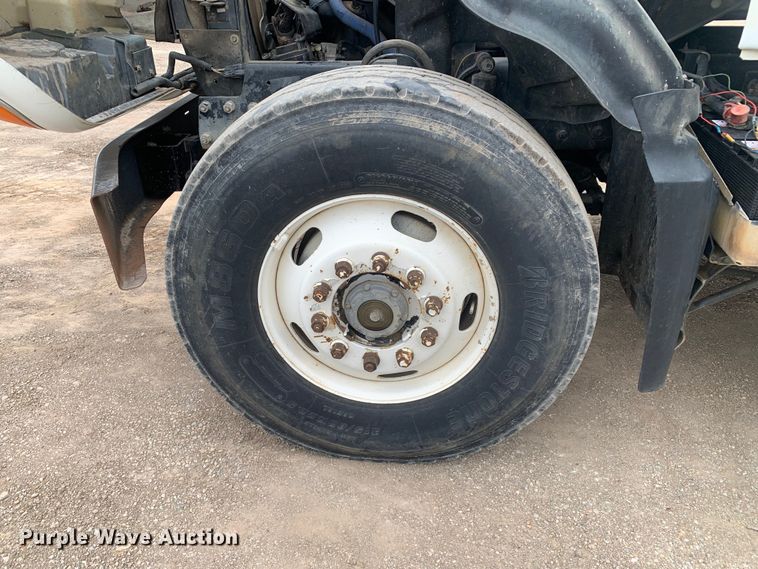 image for item DM7953 2003 Mack CV713 Granite tank truck