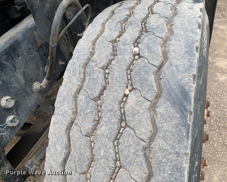 image for item DM7953 2003 Mack CV713 Granite tank truck