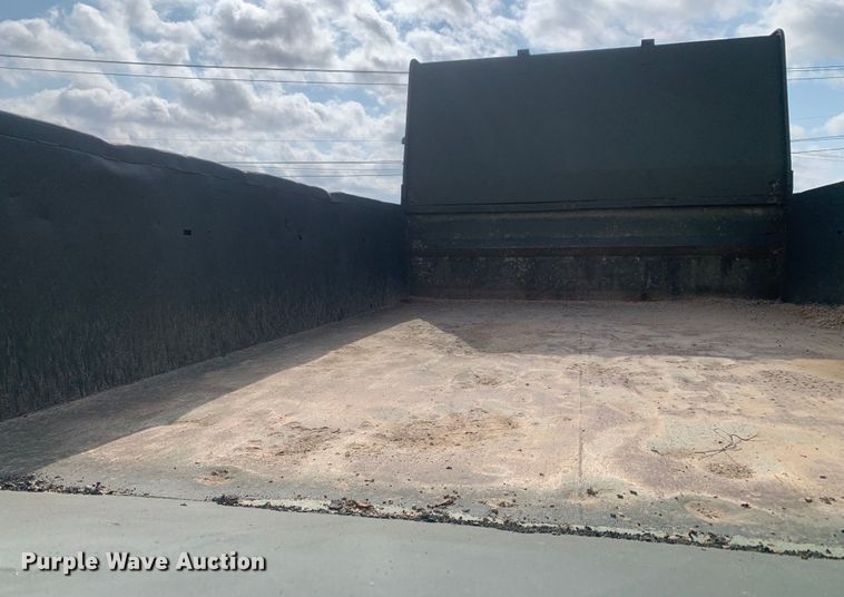 image for item DM7959 1985 AM General M929A1 dump truck