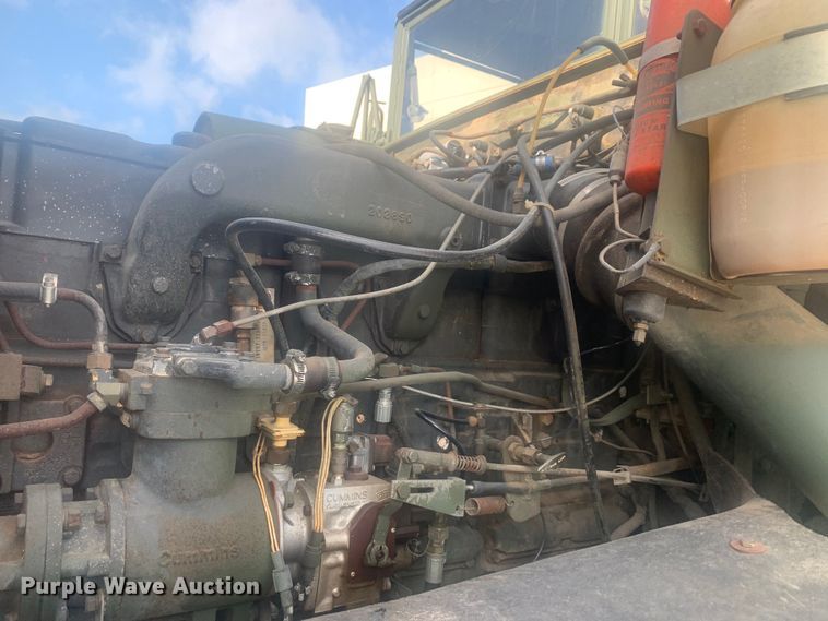 image for item DM7959 1985 AM General M929A1 dump truck