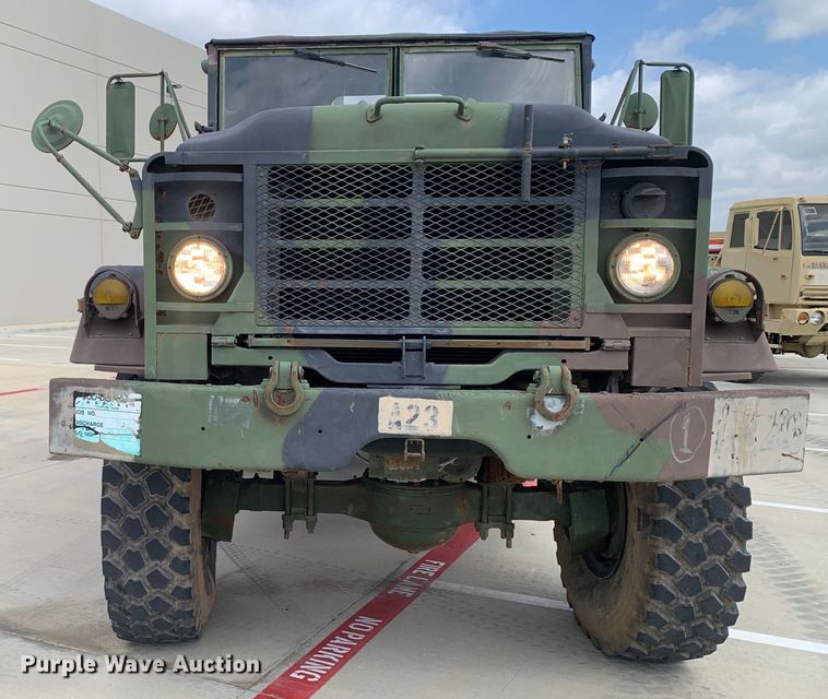 image for item DM7964 1986 AM General M931A1 semi truck