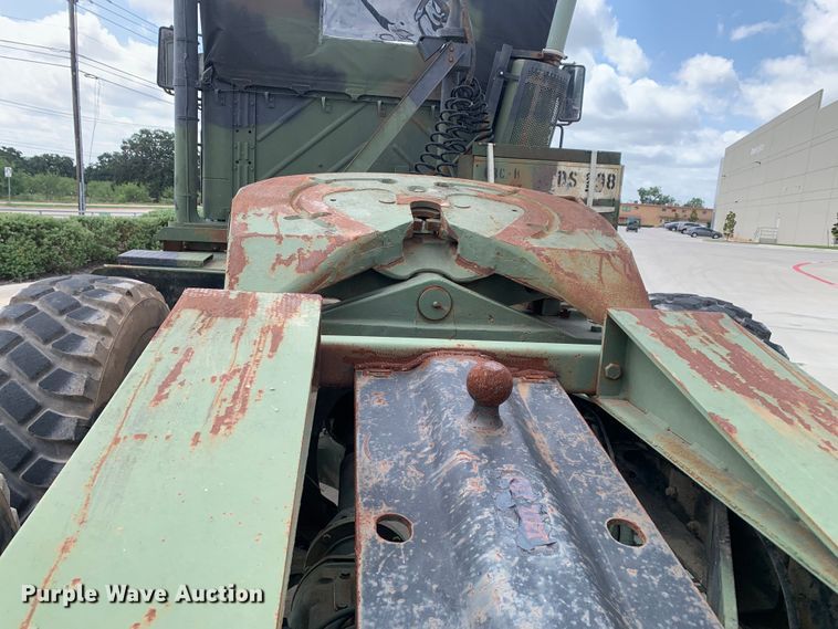 image for item DM7964 1986 AM General M931A1 semi truck