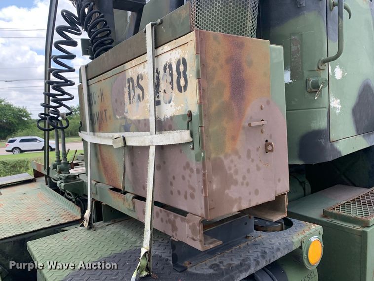 image for item DM7964 1986 AM General M931A1 semi truck