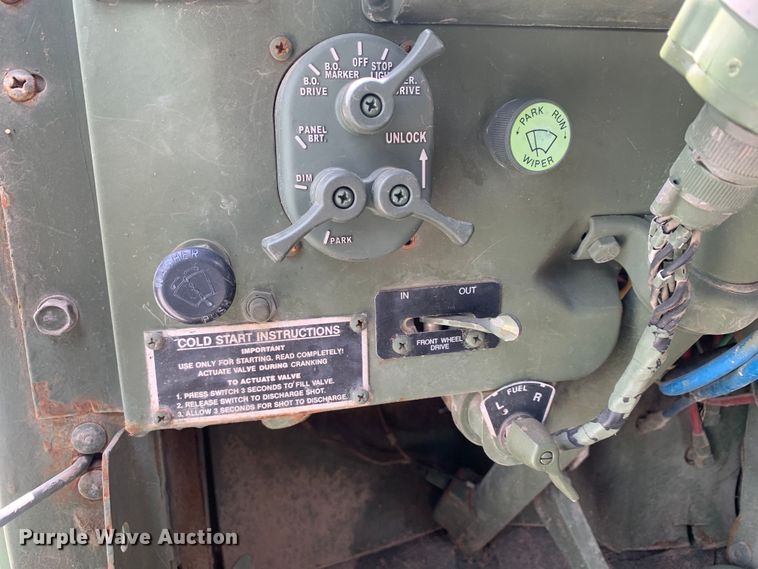 image for item DM7964 1986 AM General M931A1 semi truck