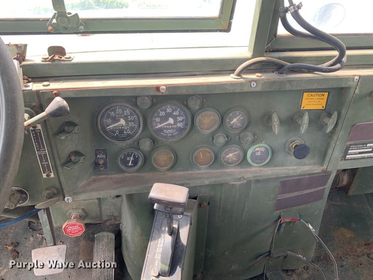 image for item DM7964 1986 AM General M931A1 semi truck