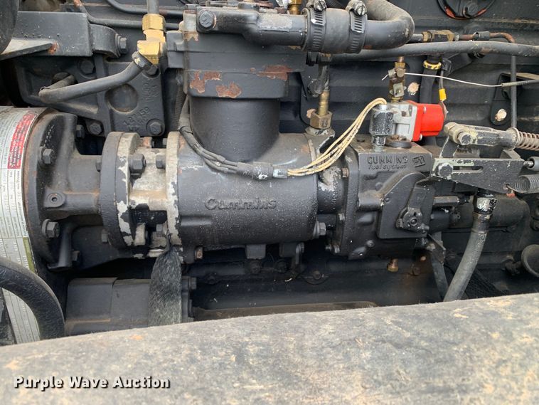 image for item DM7964 1986 AM General M931A1 semi truck