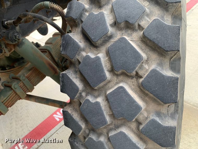 image for item DM7964 1986 AM General M931A1 semi truck