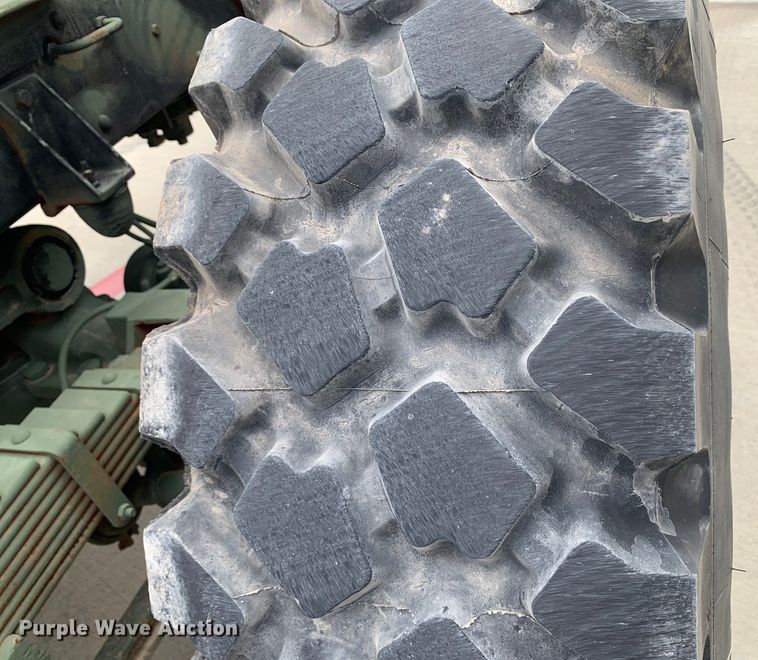 image for item DM7964 1986 AM General M931A1 semi truck