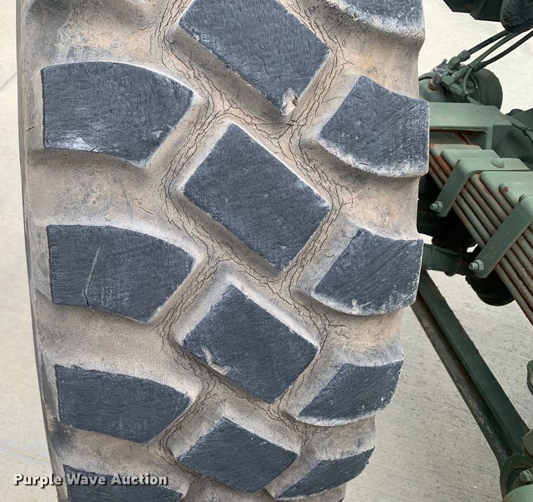 image for item DM7964 1986 AM General M931A1 semi truck