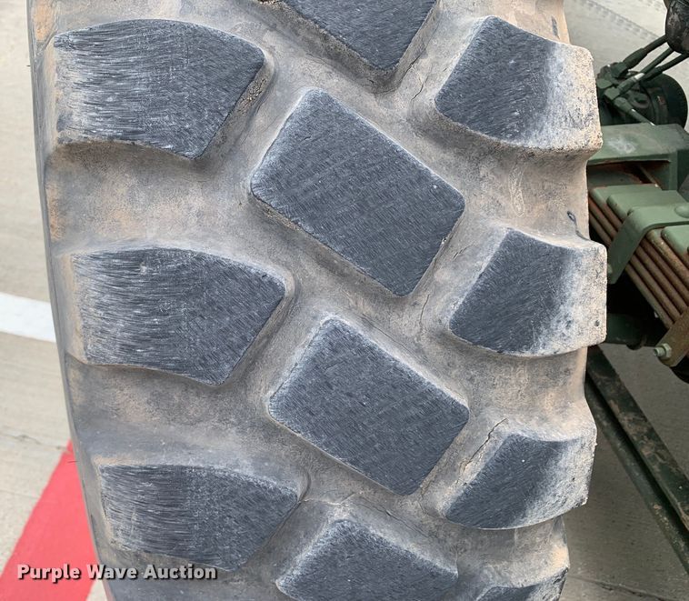 image for item DM7964 1986 AM General M931A1 semi truck