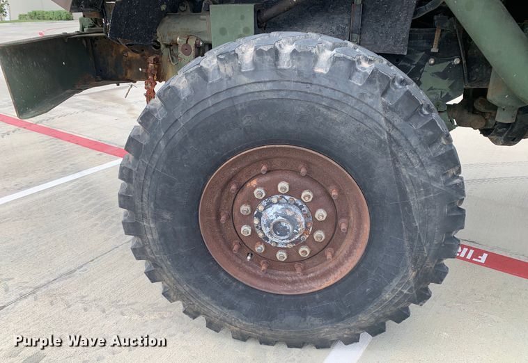 image for item DM7964 1986 AM General M931A1 semi truck