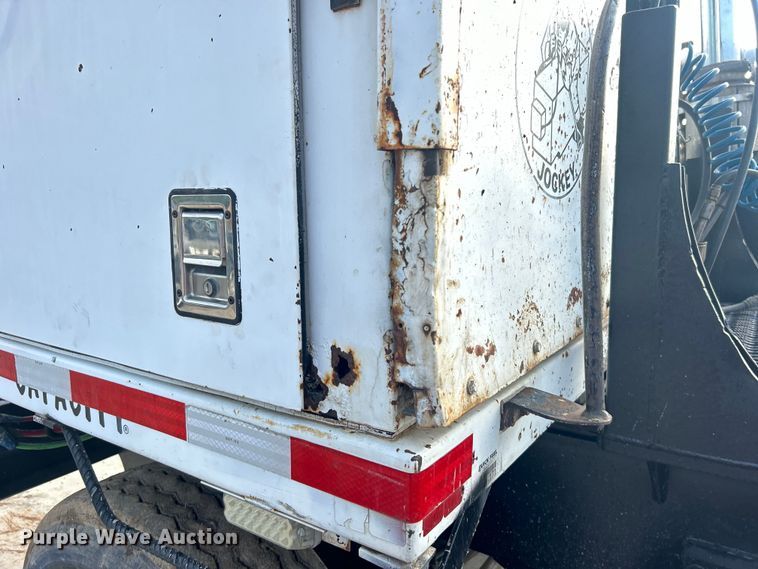 image for item DO6650 Capacity TJ5000 yard truck