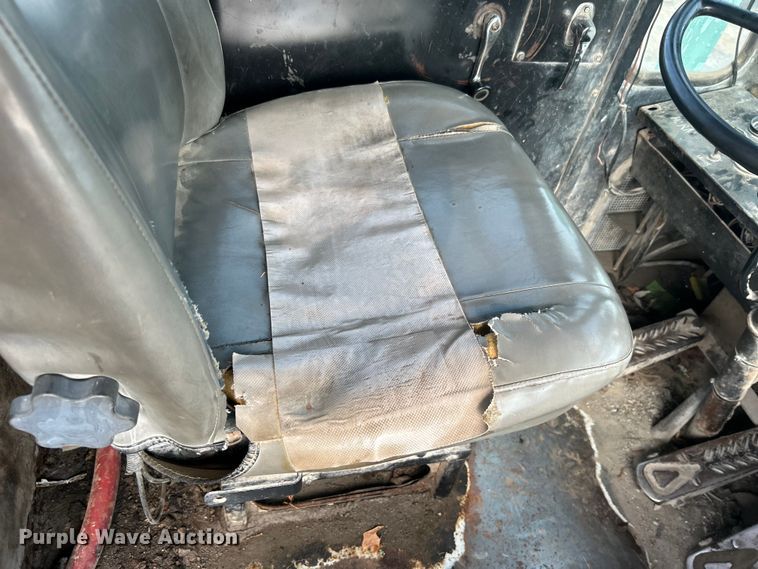 image for item DO6650 Capacity TJ5000 yard truck