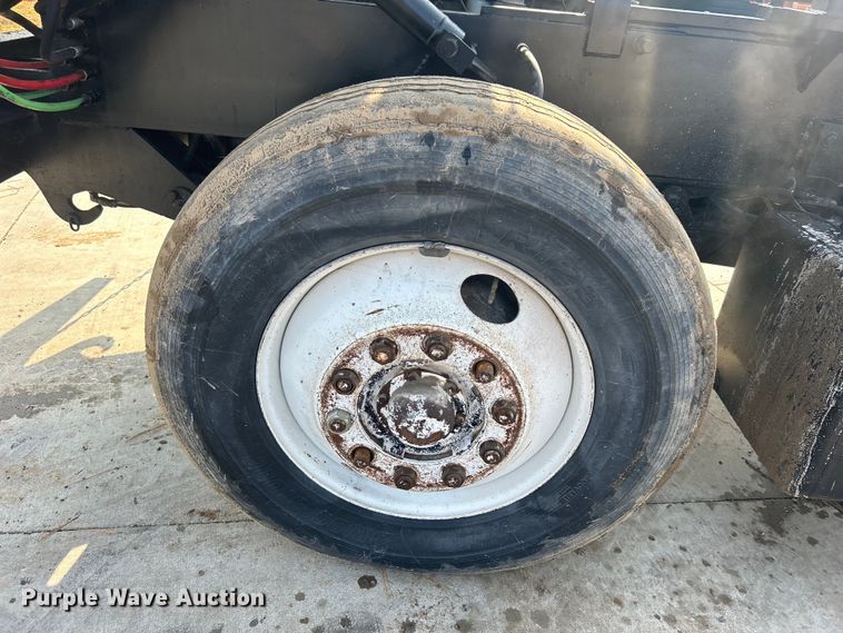 image for item DO6650 Capacity TJ5000 yard truck